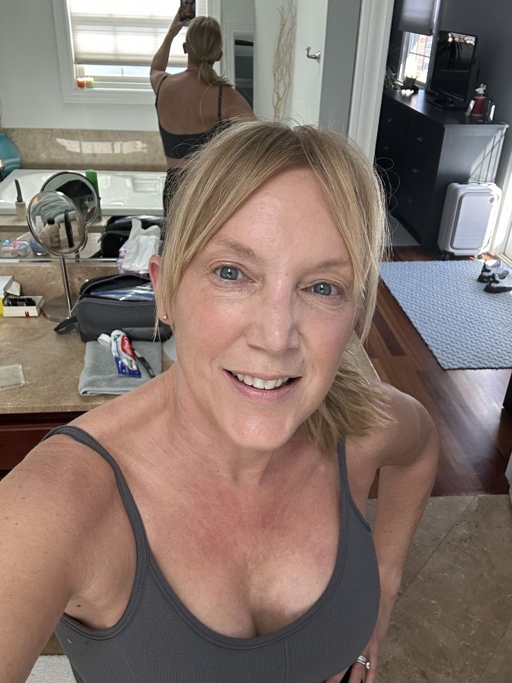 <p><strong>Why Women Are Obsessed</strong></p>